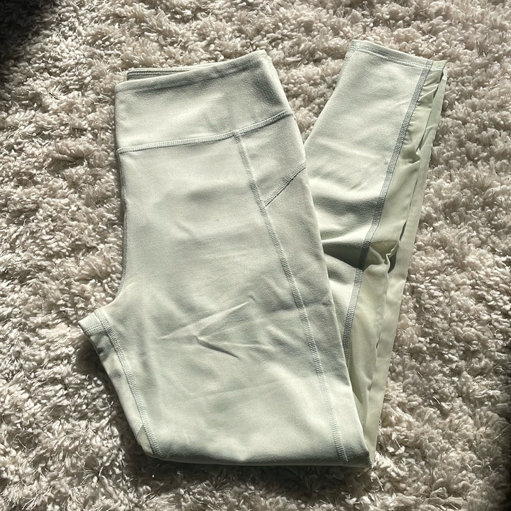 Abercrombie mint leggings with mesh